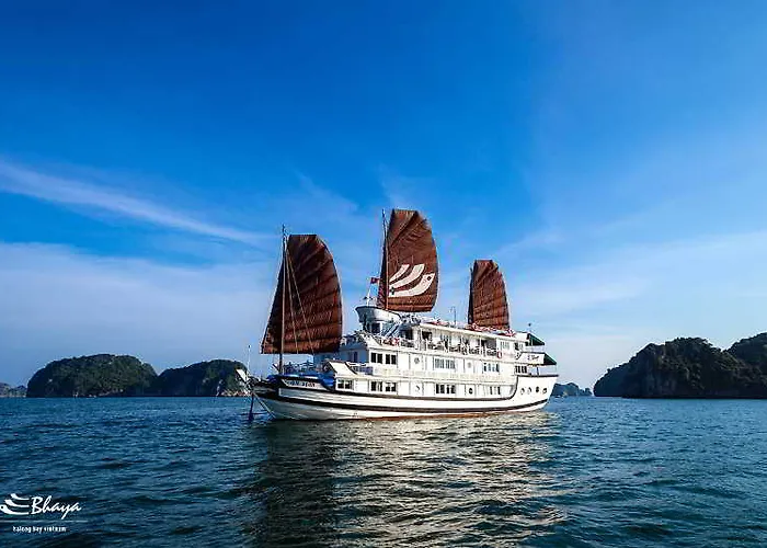 Bhaya Classic Cruises Hotel