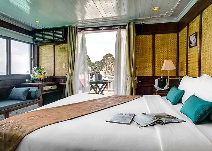 Bhaya Classic Cruises Hotel 4*