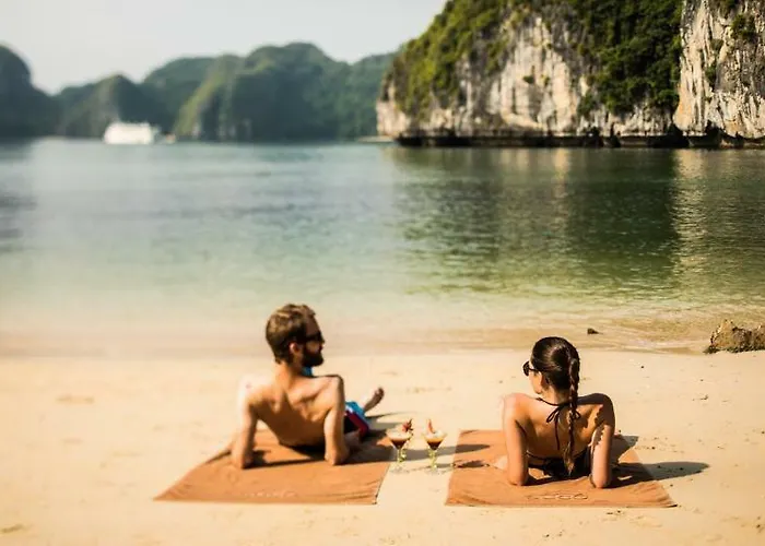 Hotel Bhaya Classic Cruises Ha Long